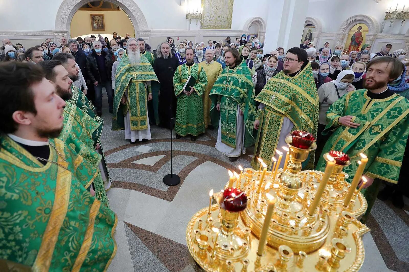 Расписание храма матроны в дмитровском. Храм Матроны Московской. Дмитровский храм Матроны. Храм Матроны Московской в Дмитровском районе. Престольный праздник блаженной Матроны.