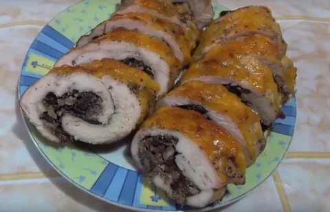 Курица с орехами рулет