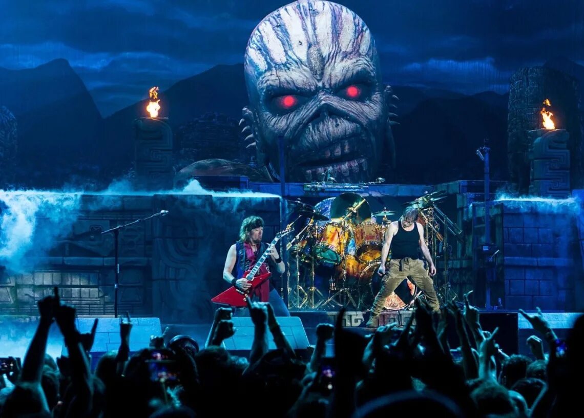 Группа Iron Maiden. Iron Maiden "Senjutsu". Iron Maiden 2021. Айрон мейден концерт.