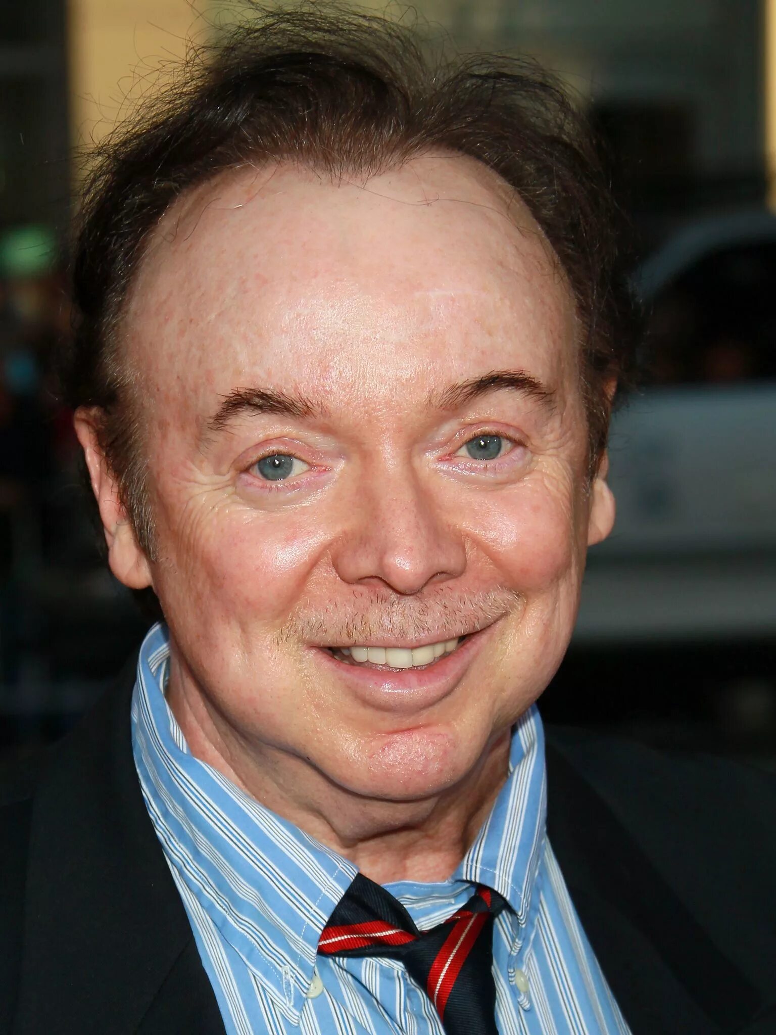 Бад корт актер в молодости. Урал рамдракович латыпов. Bud cort. Бад корт с детьми. Бад корт актер с детьми.