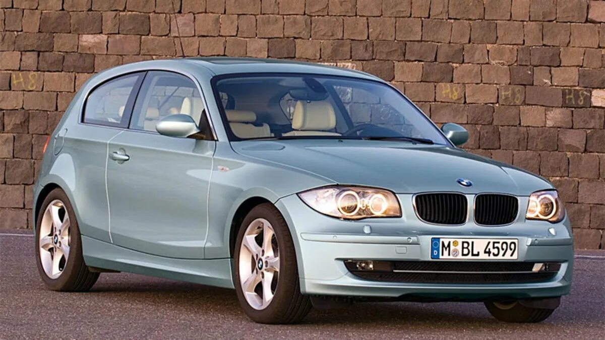 BMW 120i. BMW e81 120i. БМВ копейка е87. BMW e81 130i.