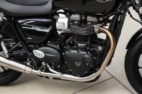 Twin 900