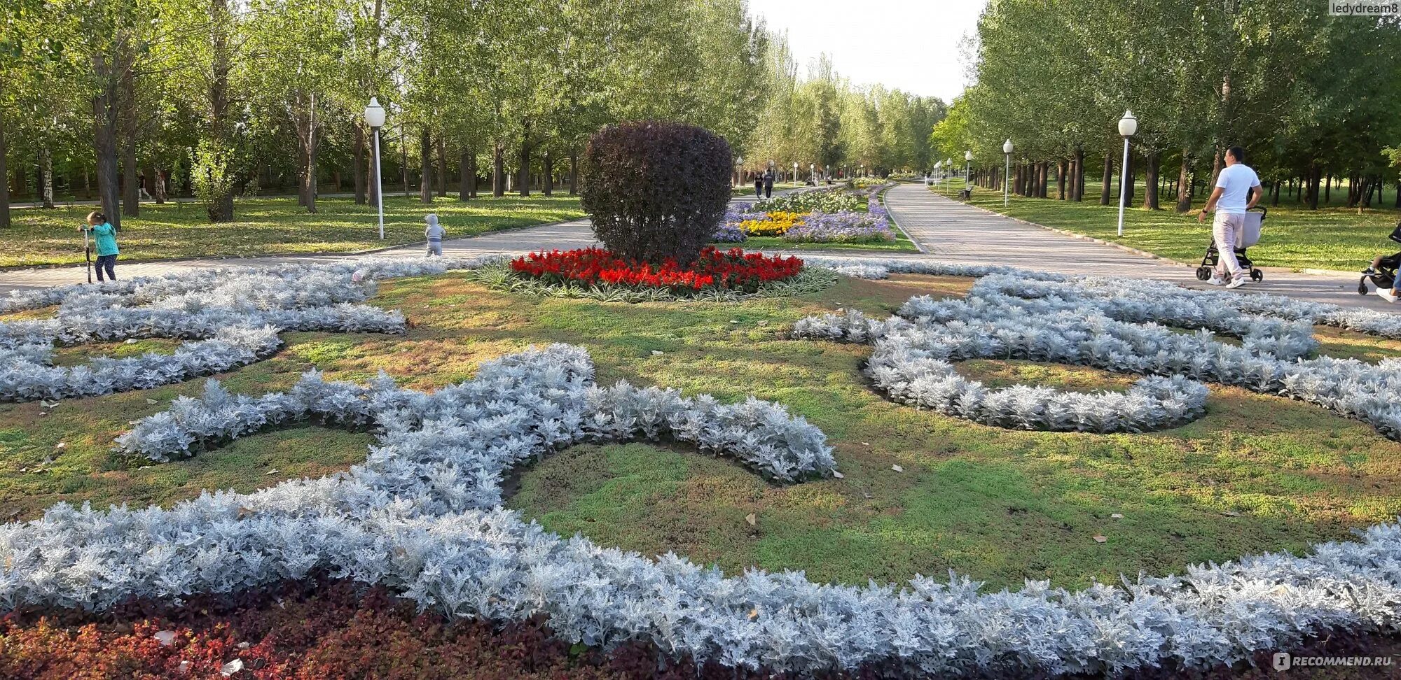 1000 и 1 парка. 1000 и 1 парка. Шёнбруннский родник. Алматы парк. Парк назарбаева в алматы.