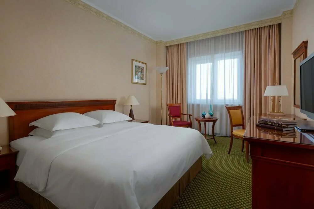 отель реальянс самара ex ренессанс самара. отель реальянс самара ex ренессанс самара. реальянс. реальянс. ренессанс гостиница самара президентский номер.