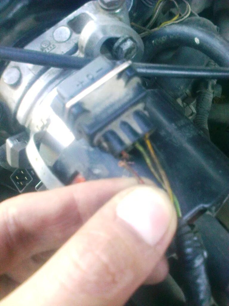 Разъем датчика холла гольф 3. Датчик ifs митсубиси каризма. Модуль зажигания ваз 2112 16 клапанов. Датчик отвечающий за искру. Датчик холла golf 2 1.