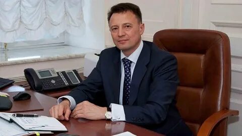 Заместитель директора ведет часы