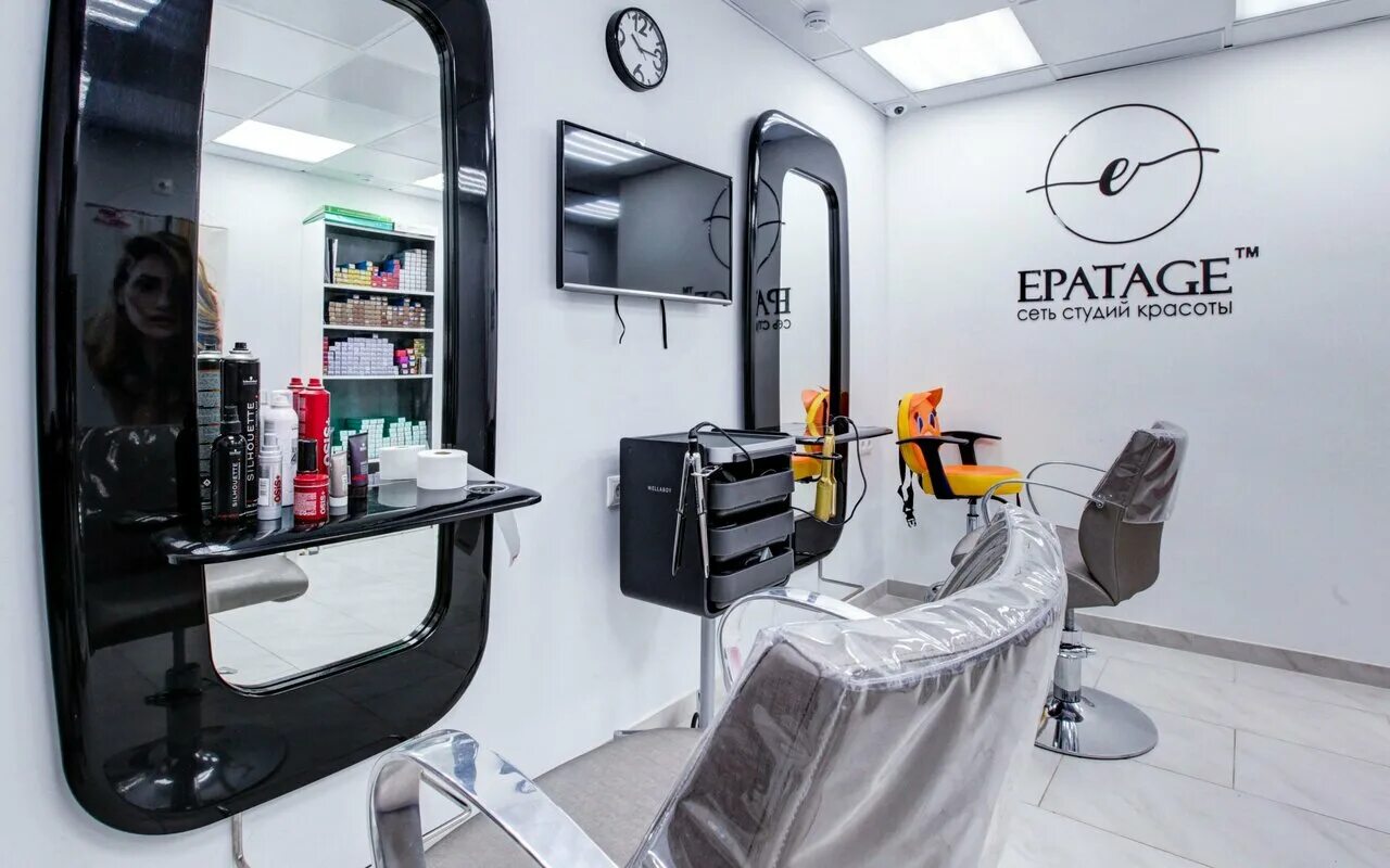 Парикмахерская строгинский бульвар. Эпатаж строгино. Салон красоты epatage. Салон красоты яна райниса мегаполис. Эпатаж строгино.