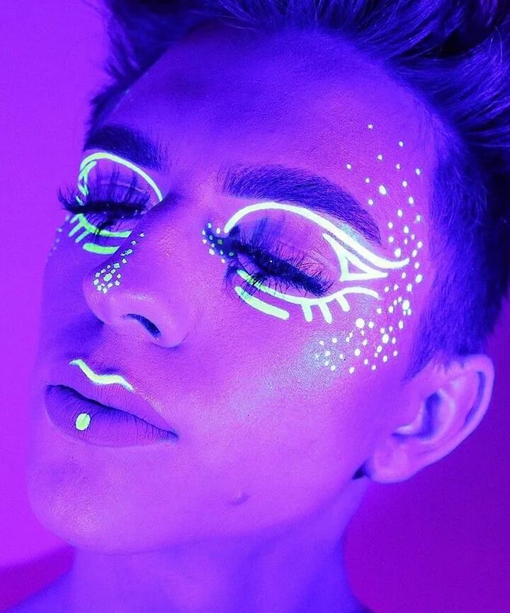 Glowing макияж. Яркий макияж. флуоресцентный грим. макияж неон. необычный макияж.