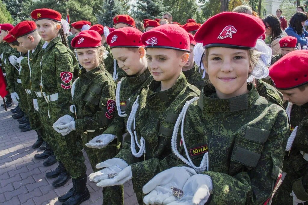 предельный возраст службы. предельный срок службы военнослужащих. до скольки лет могут служить военнослужащие. предельный возраст службы. предельный возраст военнослужащих.