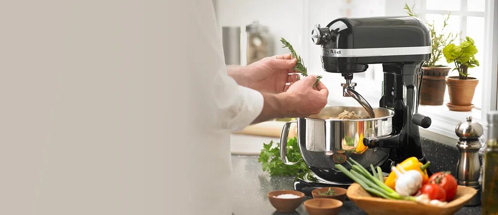 Кухонный комбайн работа