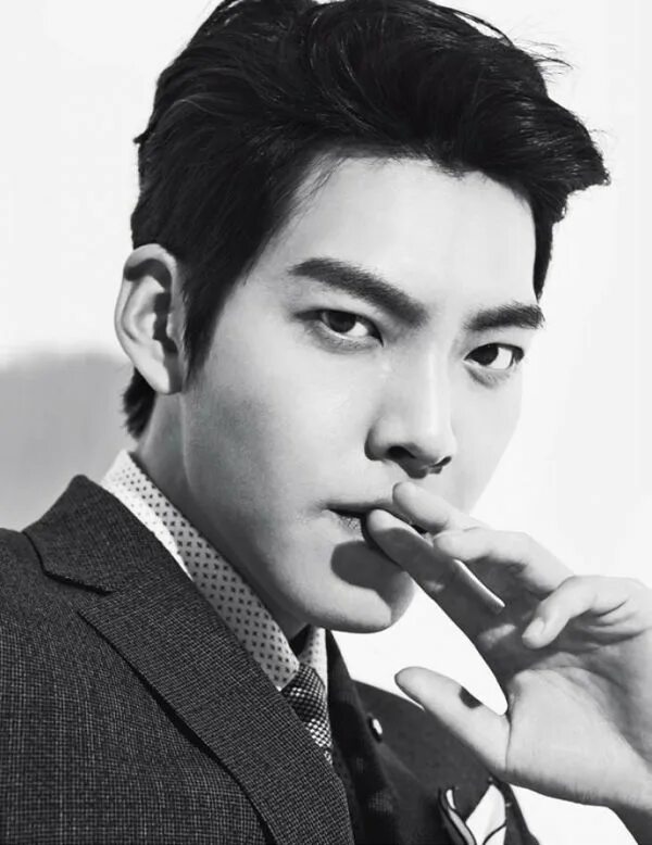 Wo bin. Wo bin. Hyun woo seok. Wo bin. У бин корейский актер.