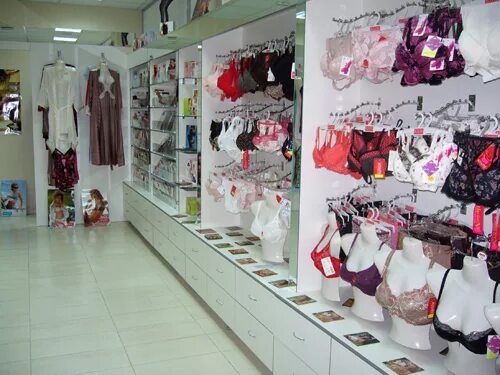 магазин нижнего белья. бутик нижнего белья. интерьер магазина нижнего белья. креативные магазины нижнего белья. оборудование для магазина нижнего белья.