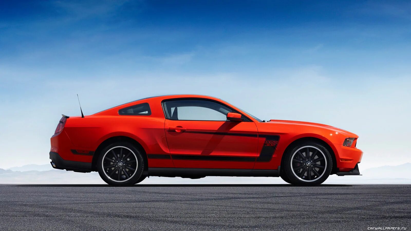 Мустанг профессиональное. Ford Mustang Boss 302 2011. Форд Мустанг босс 302 2012. Мустанг босс 302. Ford Mustang Boss 302 2015.