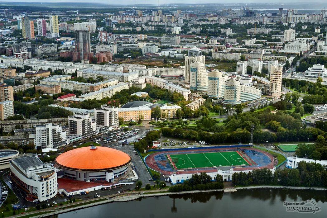 Стадион Динамо ЕКБ. Динамо (спорткомплекс, Екатеринбург). Динамо ЕКБ комплекс. Спортивный комплекс Динамо Екатеринбург. Улица спортивная екатеринбург