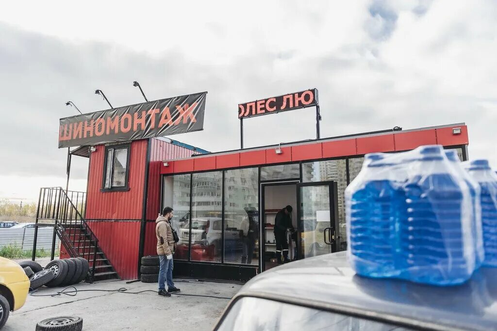 шиномонтаж шушары. русский шиномонтаж. выездной шиномонтаж 24 часа. шинная лига стоянки м5. шиномонтаж шушары.