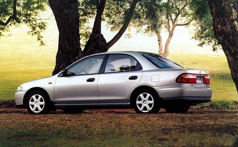 Мазда 323 s. Mazda familia bh 1994 седан. Mazda 323 s v. Mazda 323s. Мазда 323 2000 седан.