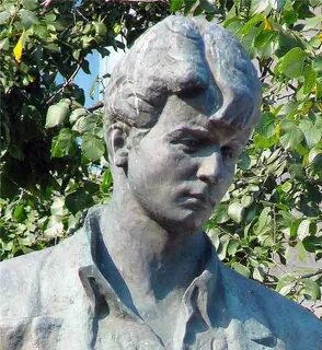 Памятник сергея