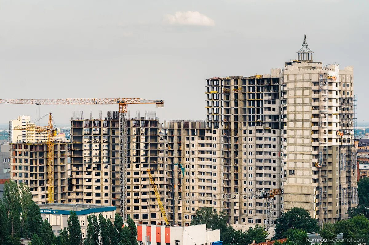 ЖК сердце города Воронеж. Стройки в Воронеже. Стройки города Воронеж. Воронеж строящийся многоэтажный дом. Строительство домов г москва