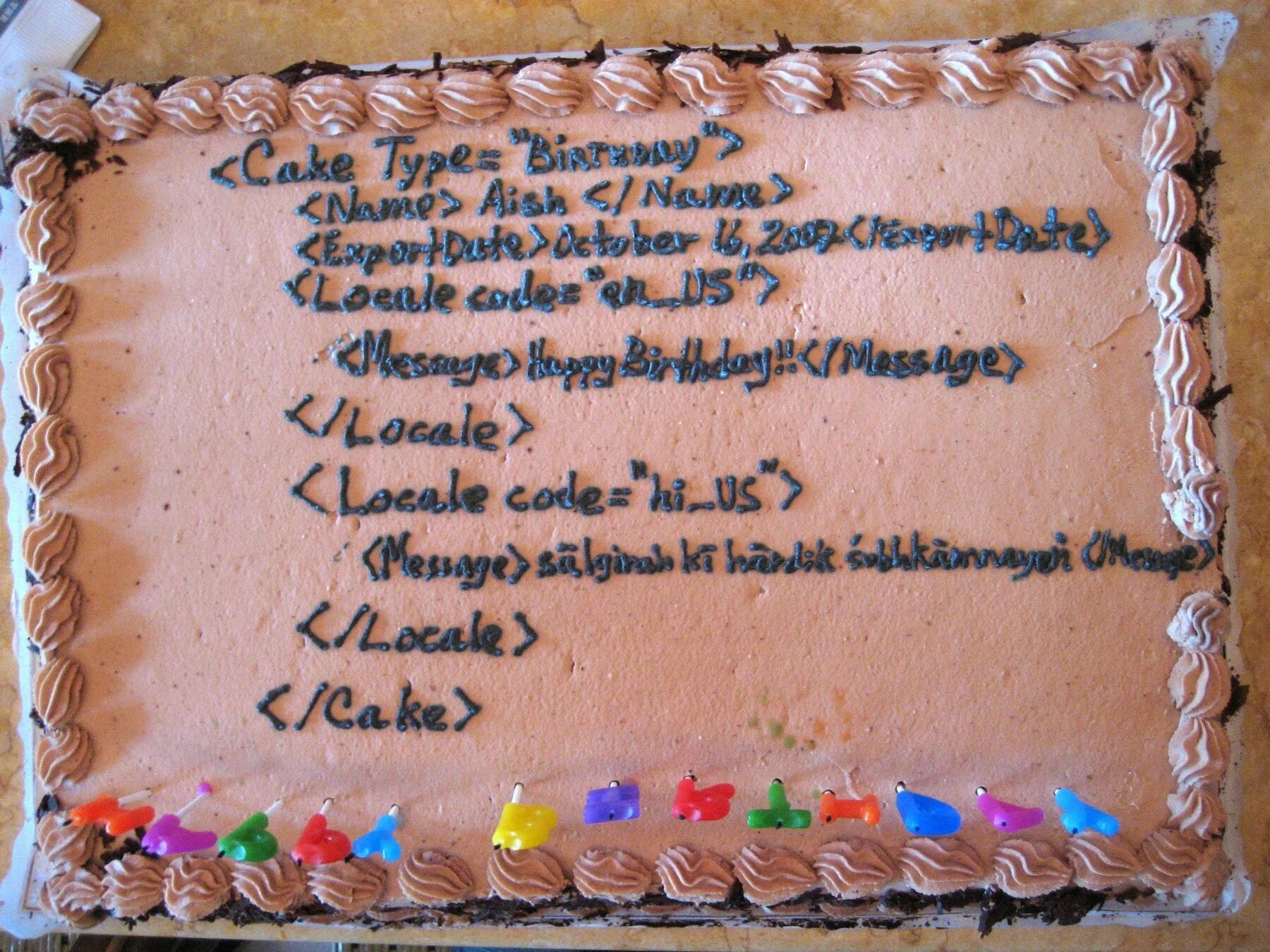 Поздравление на торте с юбилеем. Оригинальные надписи на тортах. Надпись на торт мужчине. Торт для программиста. Надпись на торт коллегам
