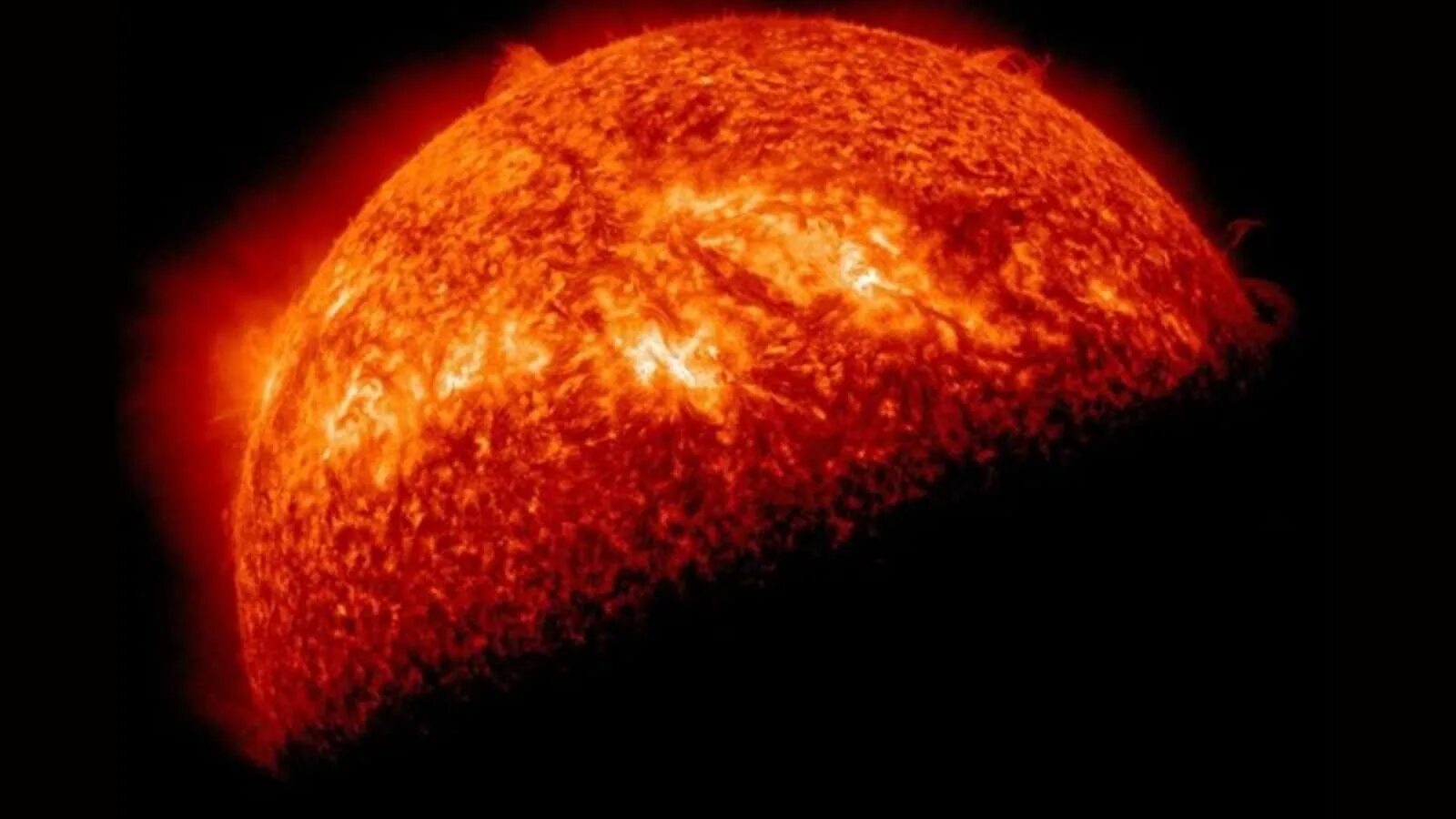 Черное солнце 2023 отзывы. Солнце 2023. Снимки солнца 2023. Вспышка на солнце 2023. Солнце через 5 миллиардов.