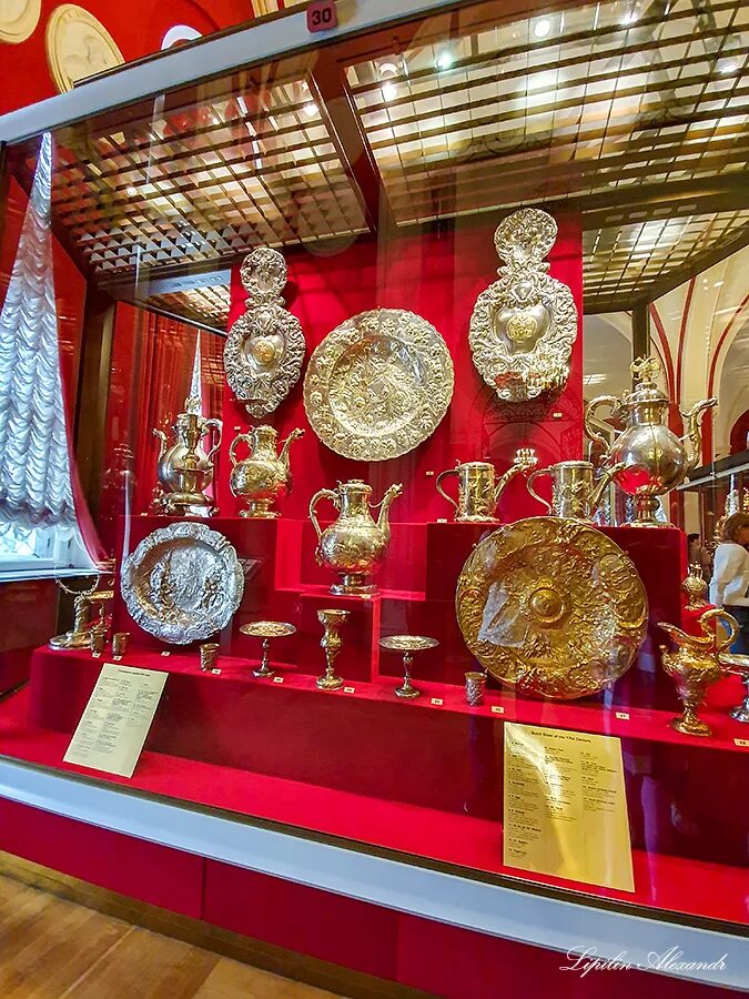 дрезденская галерея оружейная палата. оружейная палата зал 9. музей в кремле москва оружейная палата. музеи кремля оружейная палата. оружейная палата московского кремля.