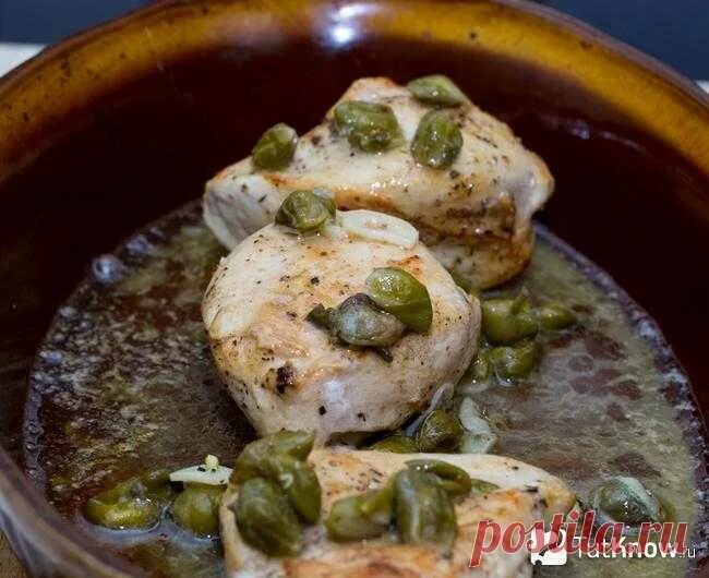 Каперсы помидоры. Соус с каперсами к мясу. Рыбное филе запеченное с оливками. Блюда с каперсами рецепты с фото простые и вкусные. Рецепты с каперсами с фото.