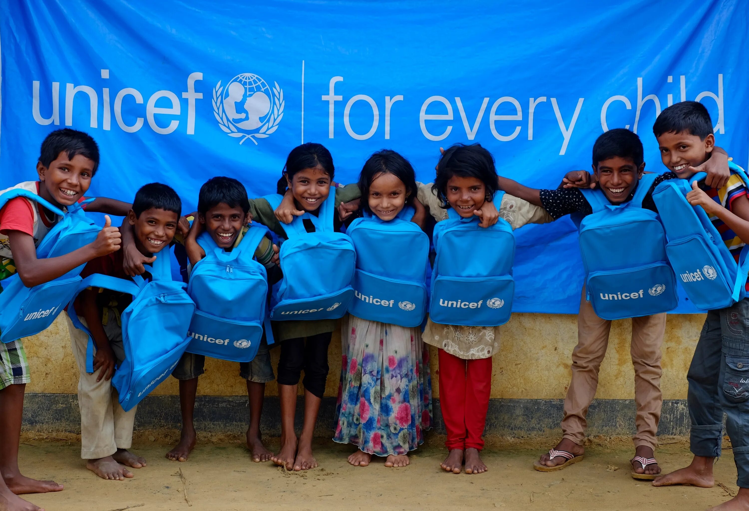 Оон юнисеф. ЮНИСЕФ дети. Детский фонд ЮНИСЕФ. Благотворительная организация UNICEF.