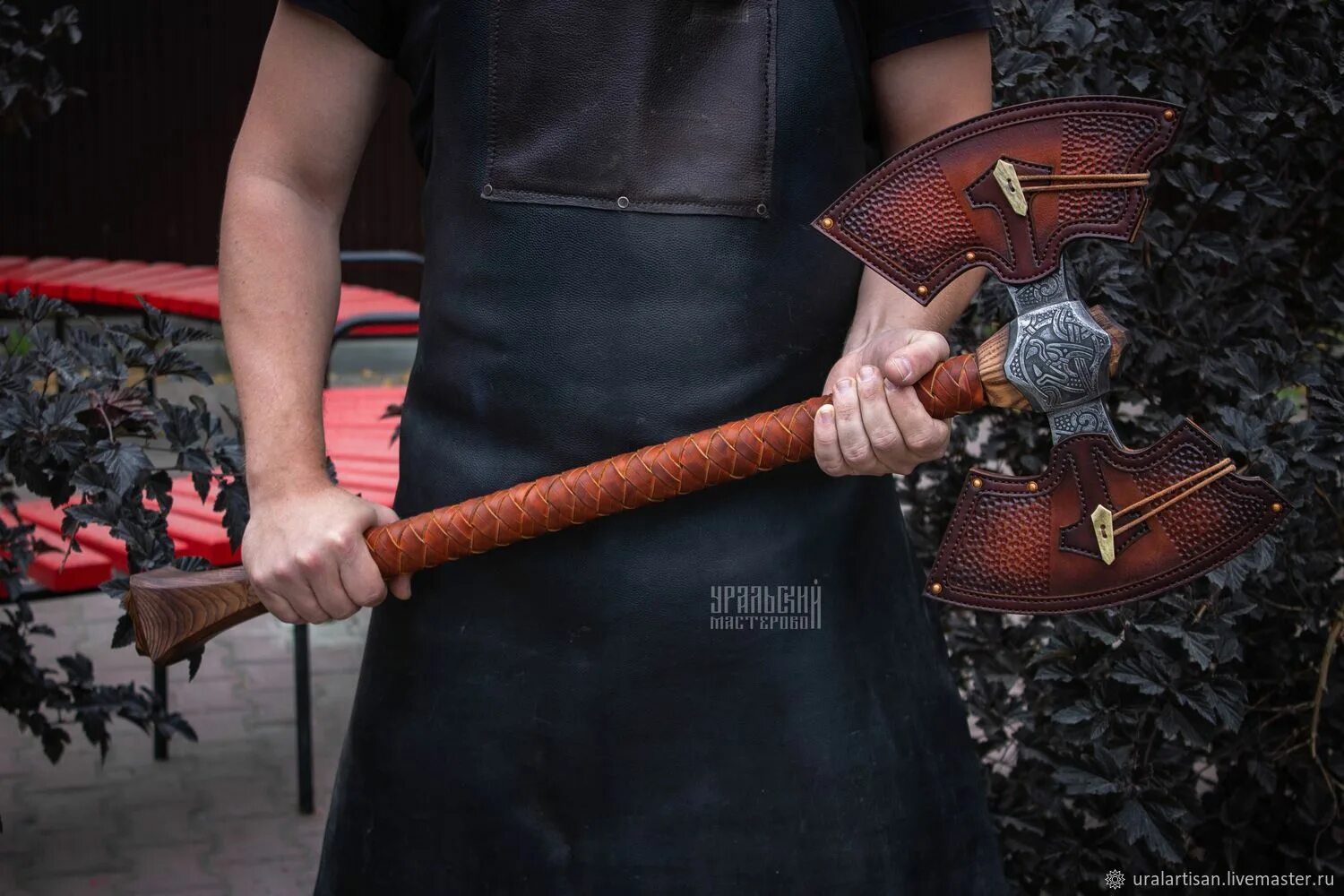 Forge weapons