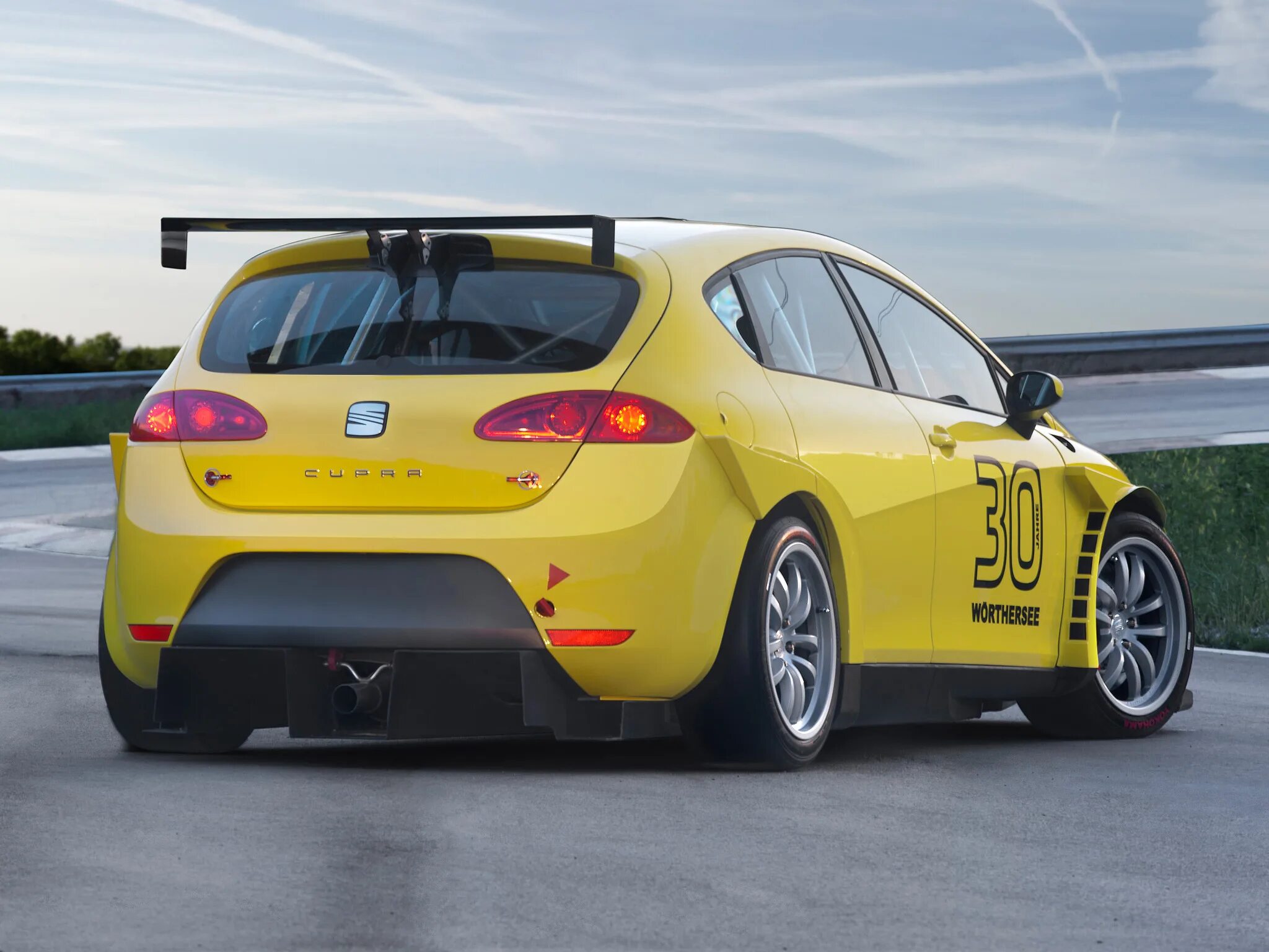 Leon super. Seat leon mk2. seat leon cupra mk2. seat leon supercopa. seat leon fr 2011.