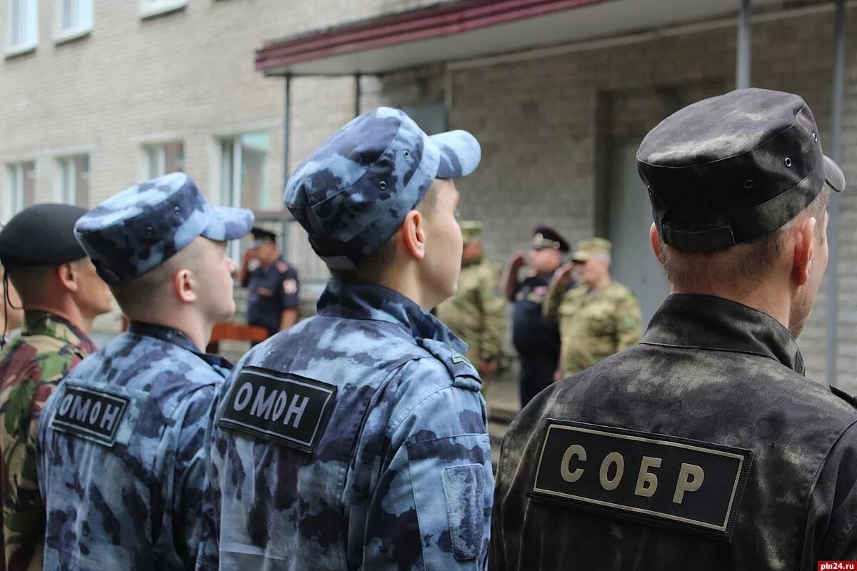 Вдв срочники. Как попасть в призыв. Спецназ срочники. Форма призывника. Форма связистов.