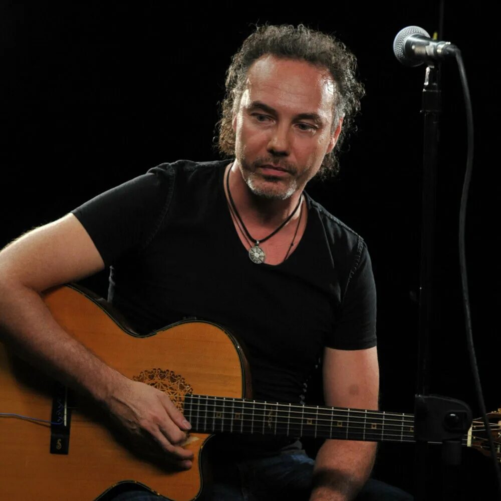 олег тищенко музыкант джагго. джанго певец поддубный. джанго поддубный. лидер группы джанго. поддубный джанго слушать.