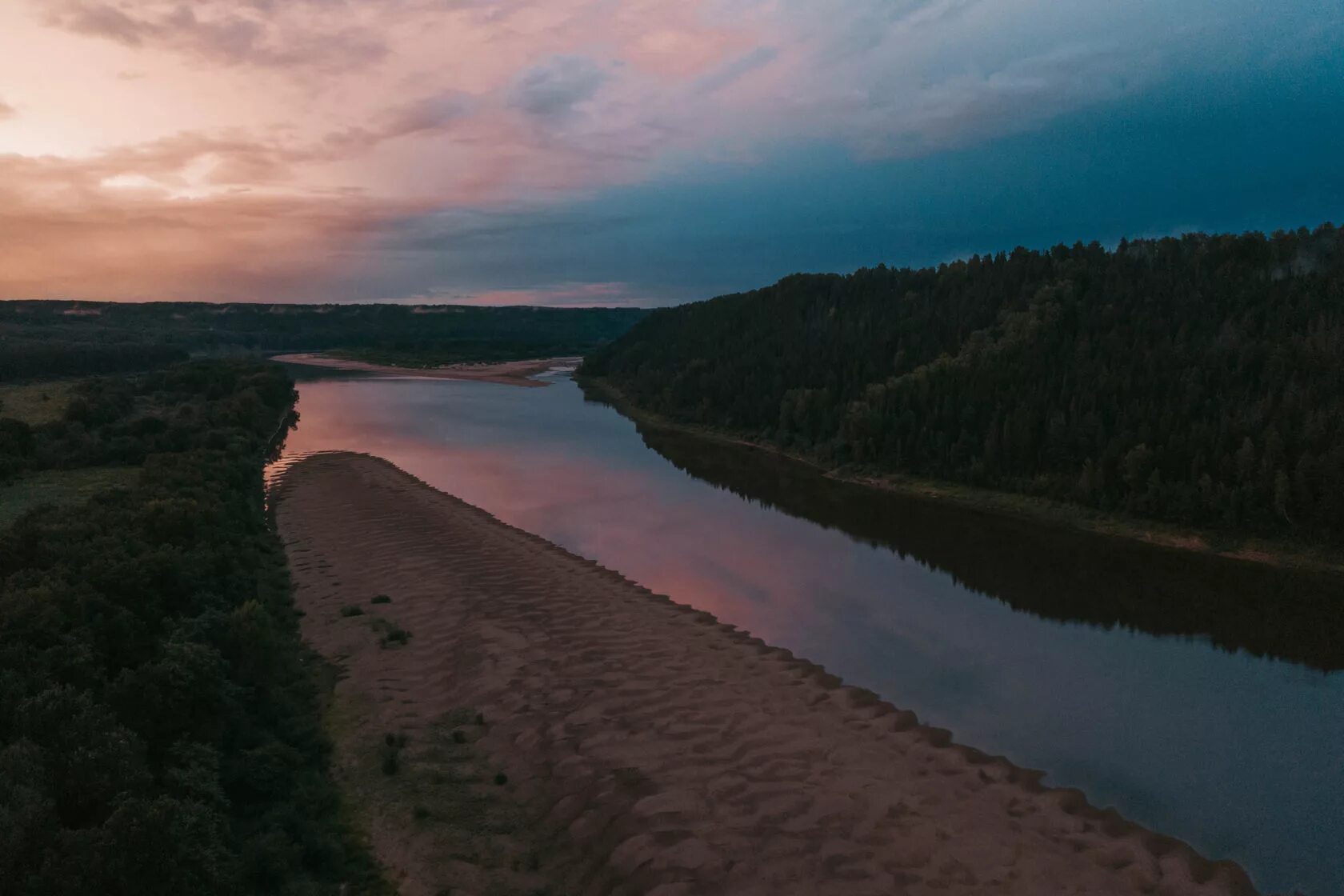 Лебяжье Кировской река Вятка.