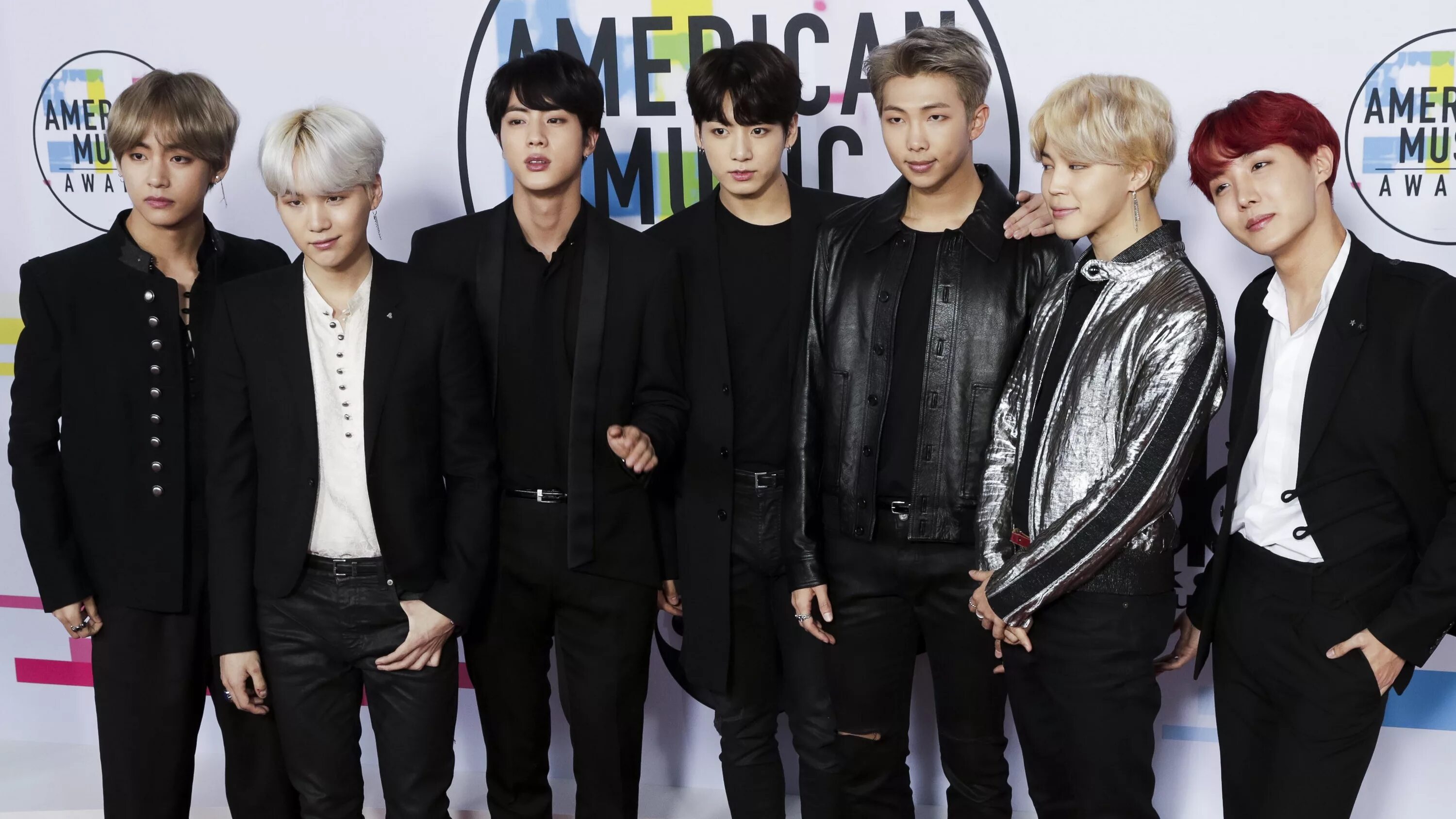 Новая корейская группа. Группа БТС В Америке. BTS amas 2021. BTS группа корейская. American Music Awards 2021 BTS.