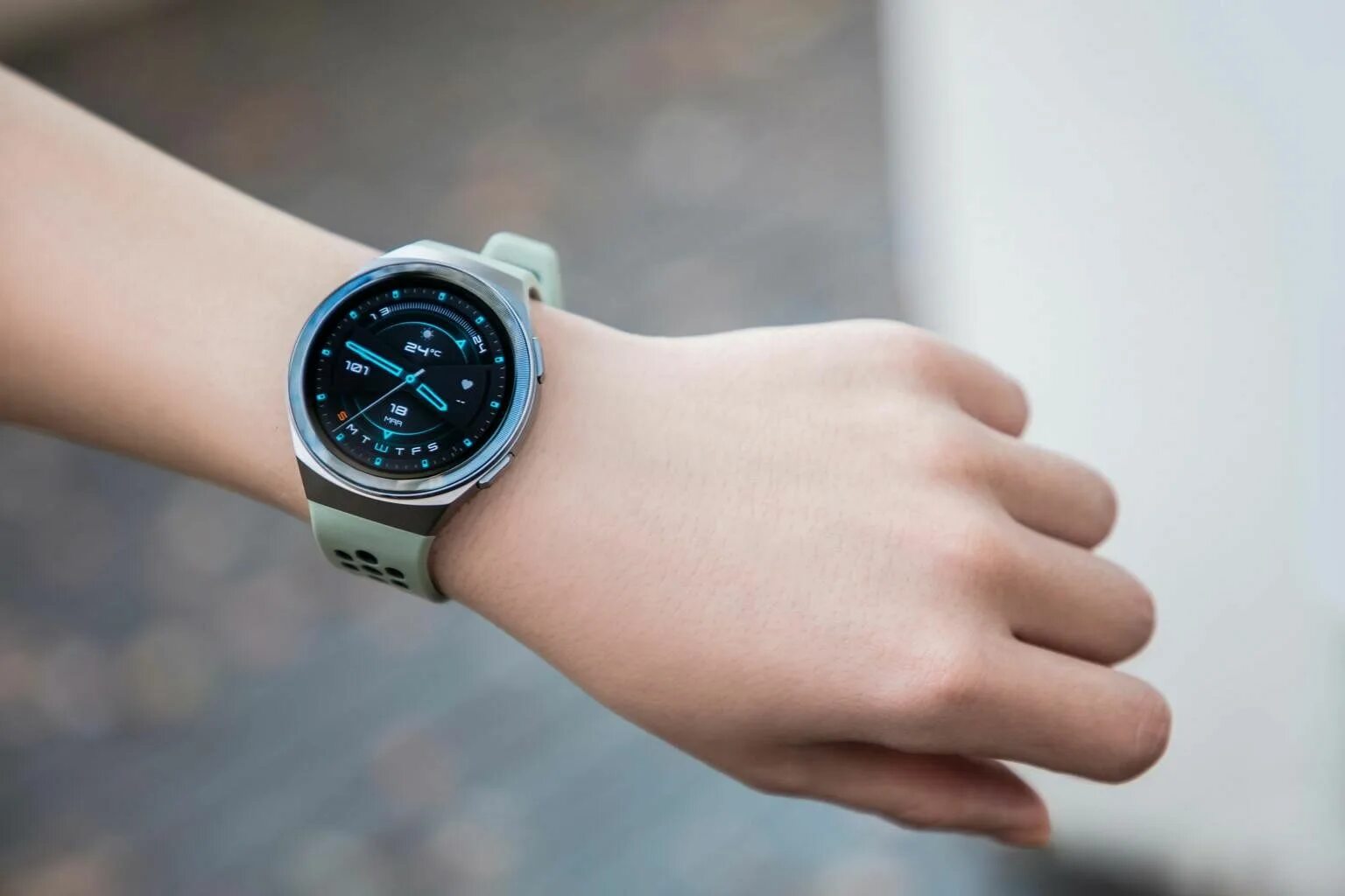 Высотомер для деревьев. Альтиметр huawei. Samsung watch gt2. Часы хуавей вотч 2. Альтиметр huawei.