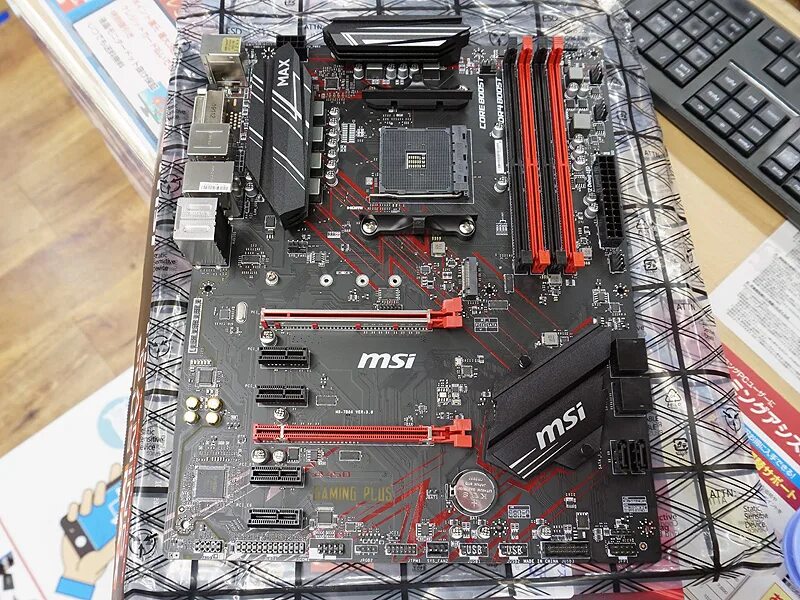 Материнская плата msi b450 gaming plus. MSI b450 Gaming. MSI b450 Max Plus. MSI b450 Gaming Plus Max. Материнка MSI b450.