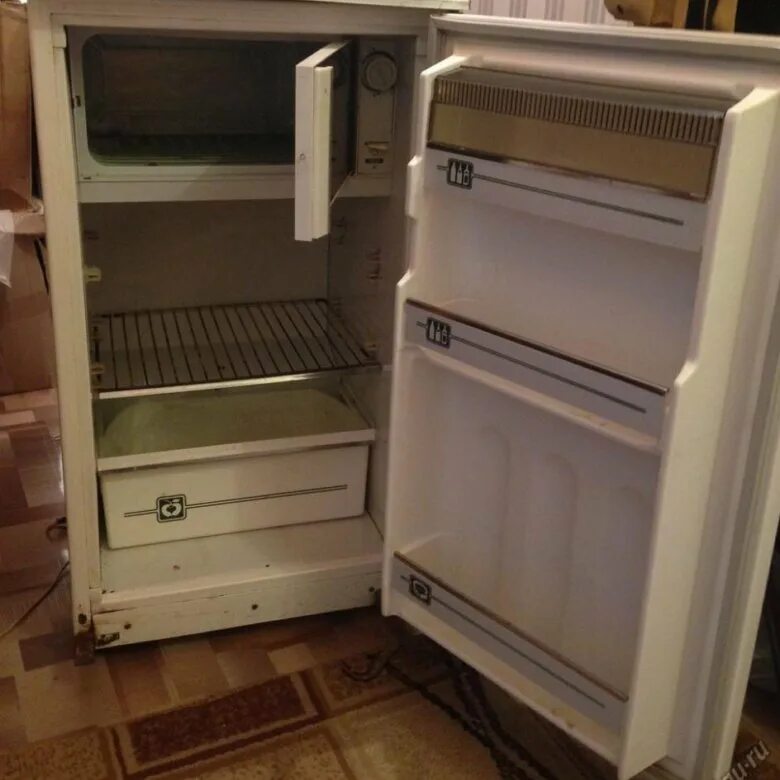 Холодильник СЭПО. Саратов КШ 1225. СЭПО-ЗЭМ холодильники. Холодильник Саратов а002.