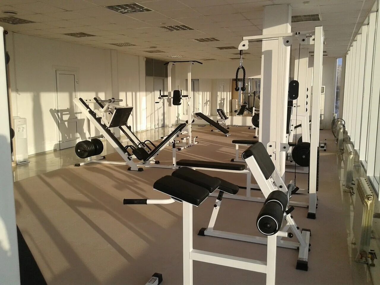 панорамный фитнес. спортзал феникс тверь. тренажерный зал новоуральск. дом пионеров первоуральск тренажерный зал. лайффит спортзал екатеринбург.