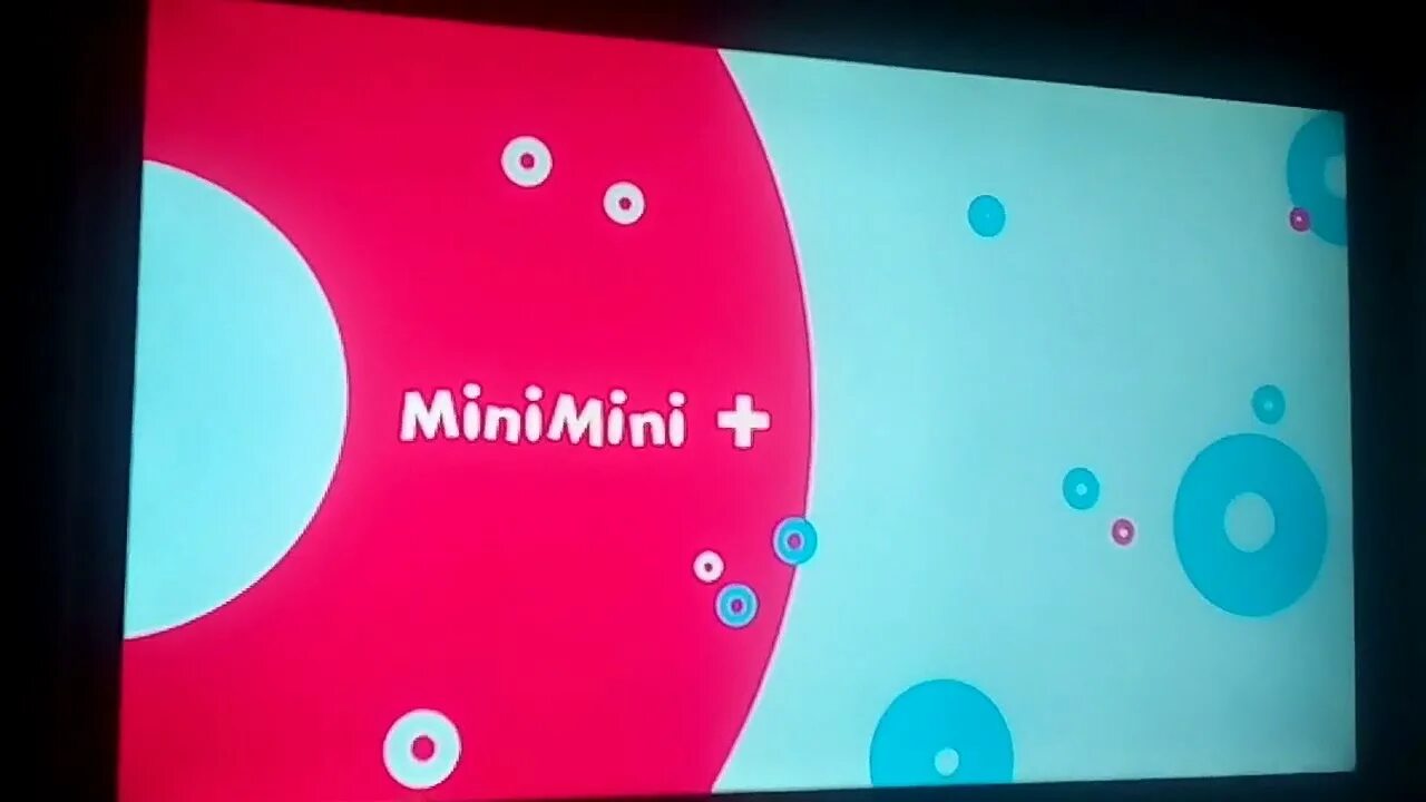 Мини мини мини песня поет