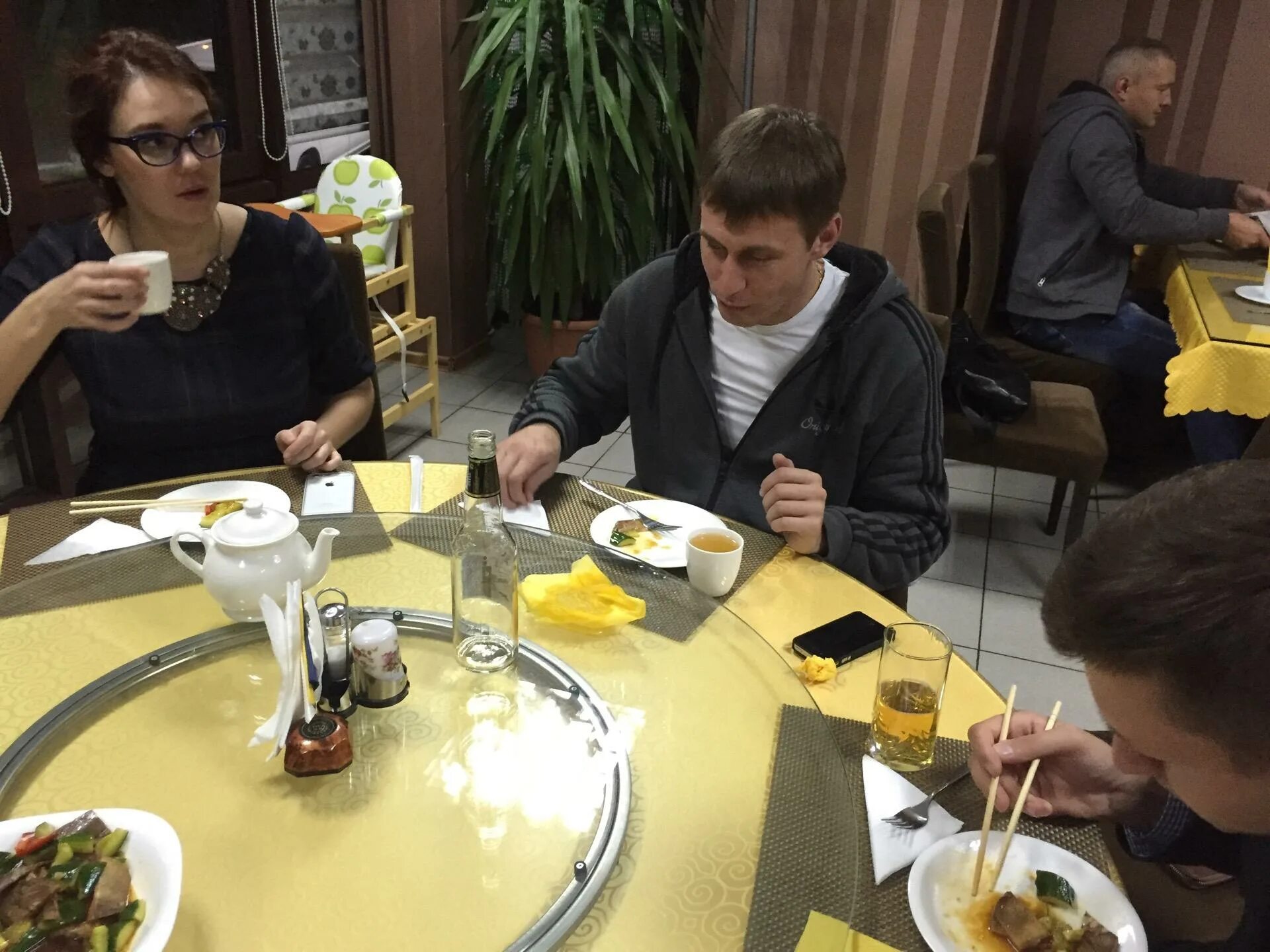 Палочки тында. Ресторан золотые палочки иркутск. золотая палочка.