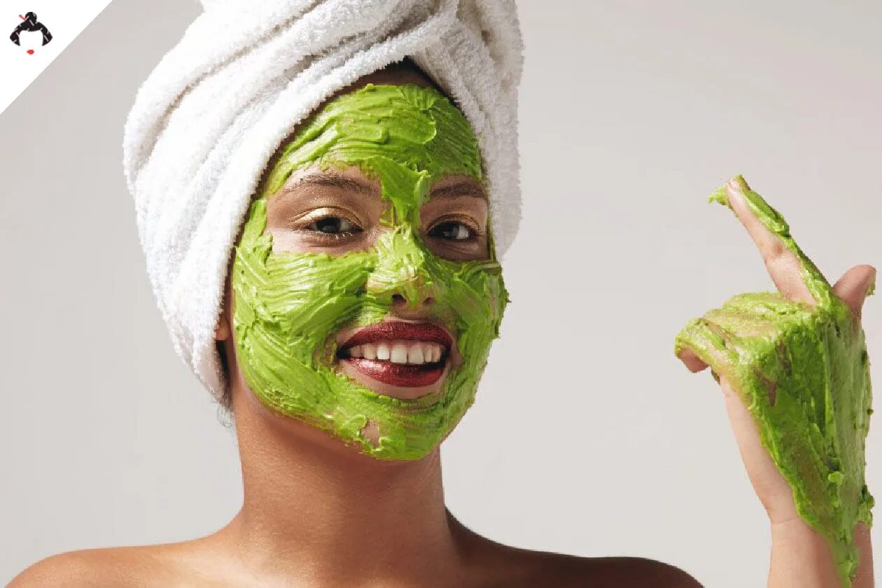 Маски для лица green. Маска Avocado face Mask. Девушка с маской на лице. Маска для лица/зеленая. Зеленая маска косметическая для лица.