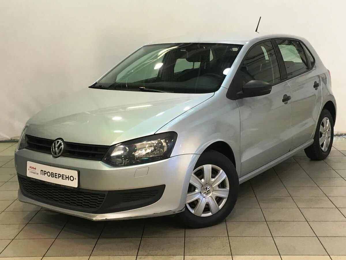 Volkswagen Polo 2010 хэтчбек 1.4. Фольксваген поло 1.4 хэтчбек. Фольксваген поло хэтчбек 2011. Volkswagen поло хэтчбек.