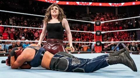 Wwe monday raw
