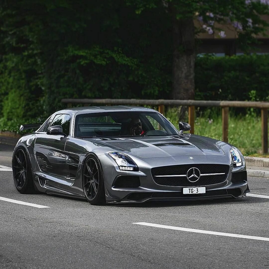 Mercedes-Benz-SLS-AMG. Мерседес СЛС АМГ Блэк Сериес. Мерседес-Бенц СЛС АМГ 2020. Мерседес SLS AMG 2021.