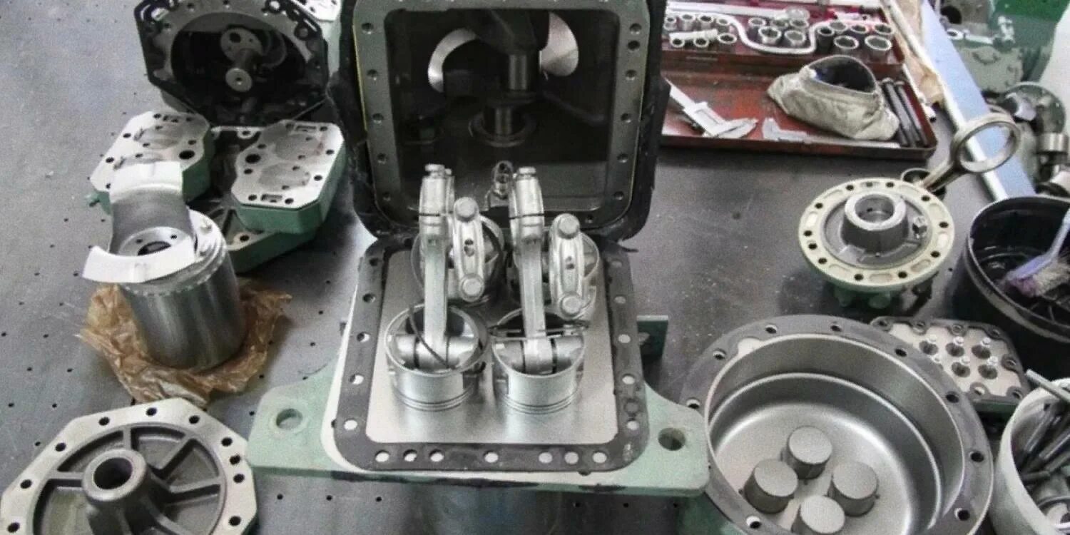 Починить компрессор. Система смазки поршневого компрессора bitzer. ремонт поршневого компрессора. ремкомплект на поршневой компрессор. разборка поршневого компрессора.