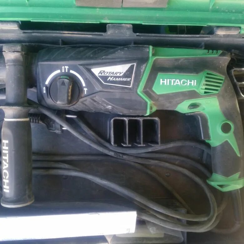 Hitachi dh26pc-ns. Hitachi dh26pc. Перфоратор с вертикальным мотором хитачи. Перфоратор hikoki dh26pc2 sds-plus, 830вт, 26мм, 2. Перфоратор хитачи dh26pc.