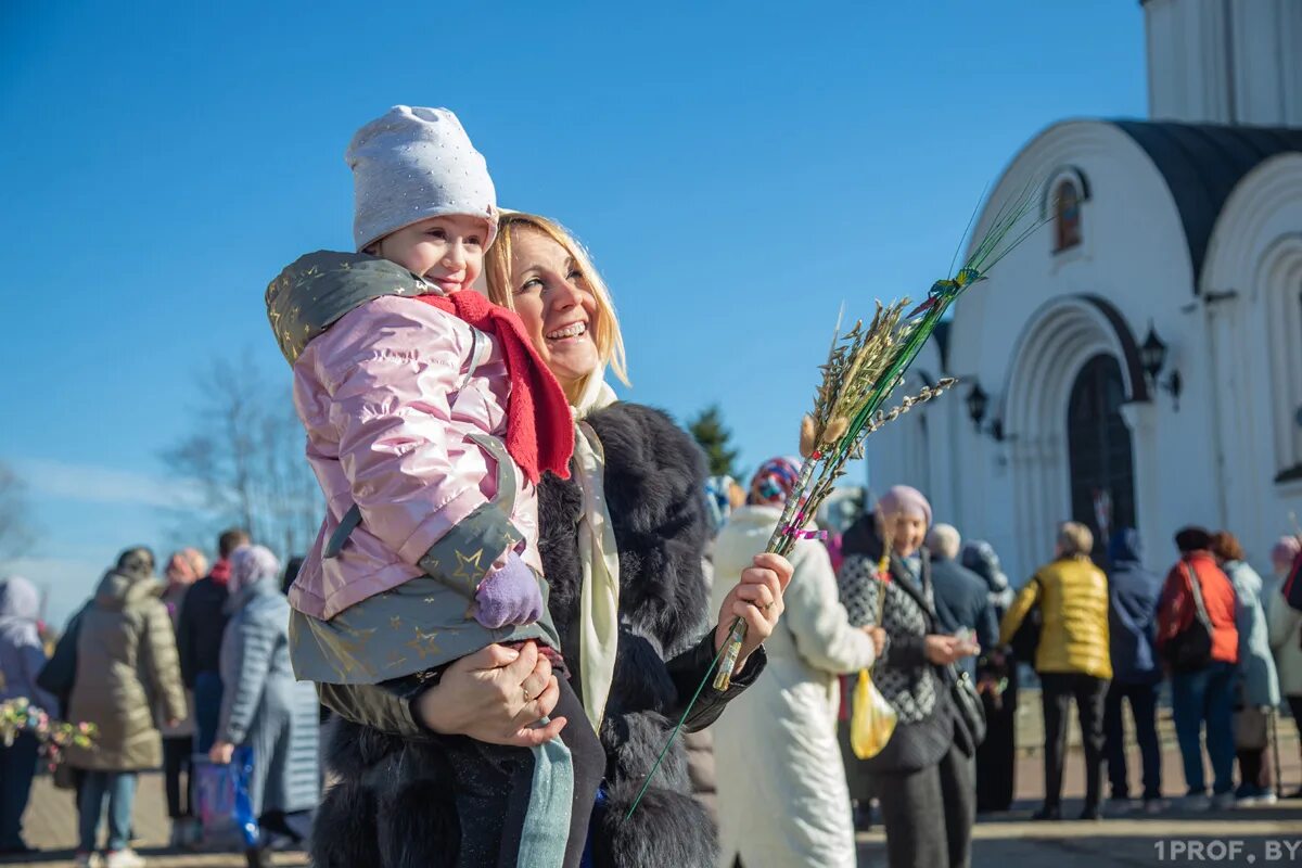 Пасха гуляния. Празднование Пасхи. С Вербным воскресеньем православные. С пасхальным воскресеньем. Благовещение в 2023 году