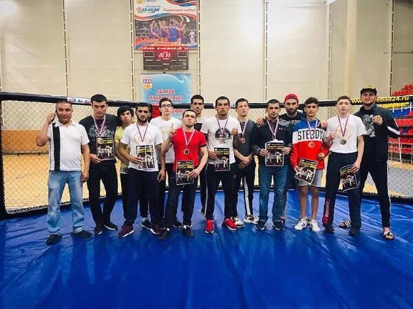 Миягашев павел николаевич абакан самбо. Сергей слободян боксер. Вольная борьба абакан. Рукопашный бой хакасия 2015. Единоборства абакан.