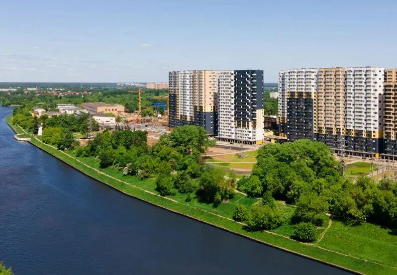 Московские водники долгопрудный. Планировки квартир московские водники. Квартира на водниках долгопрудный. Квартиры в жк водники. Жк водники долгопрудный.