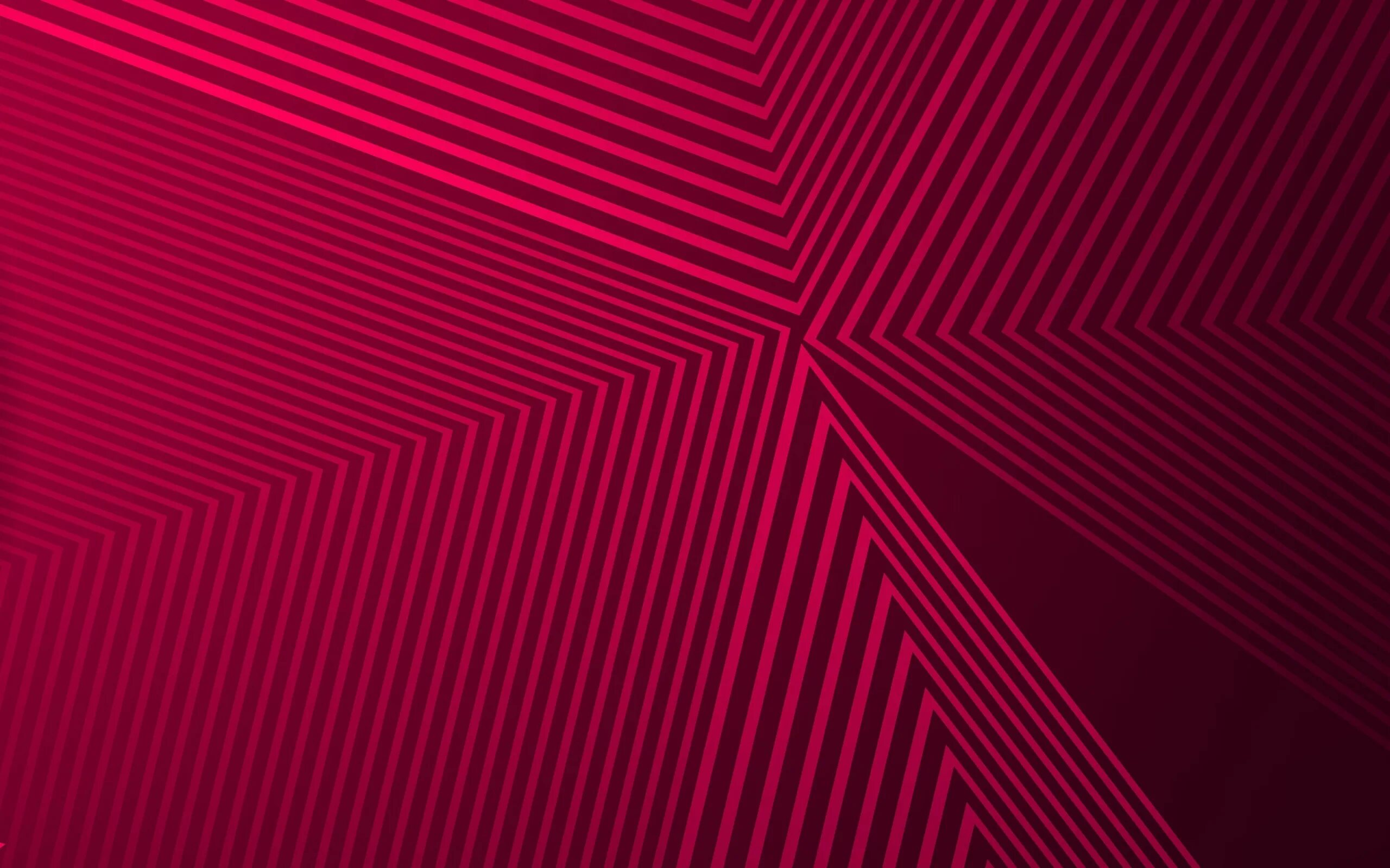 Мужчина и женщина в постели. Красный шелк фон высокого качества. Темно синий фон. Страстный мужчина. Фон сек.