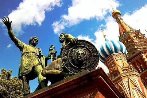 Памятник минину и пожарскому является